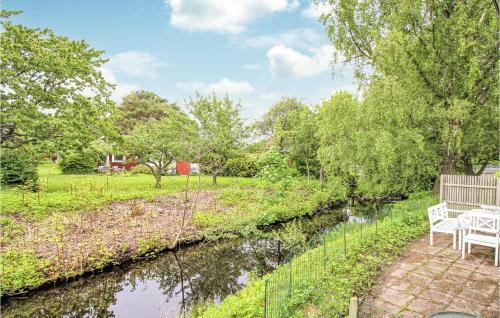Nice Home In B�stad With Wifi And 2 Bedrooms