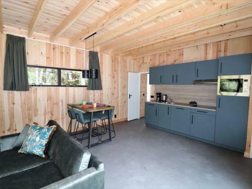 Unique Birdwatching Lodge, An Experience In Nature