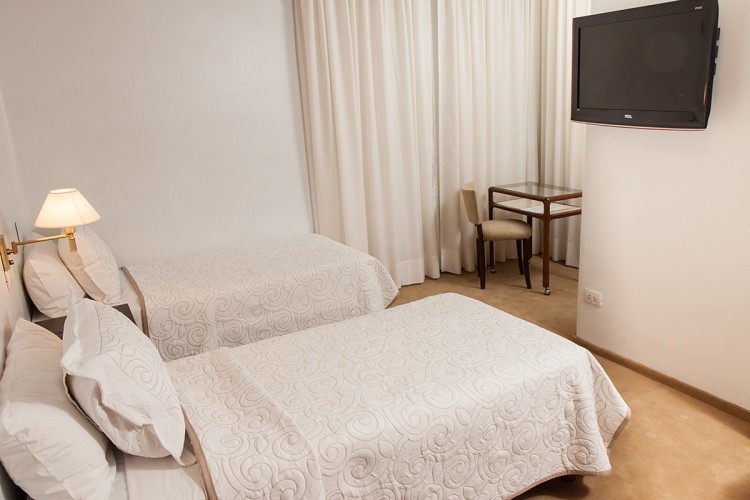 Gran Hotel Dora Cordoba