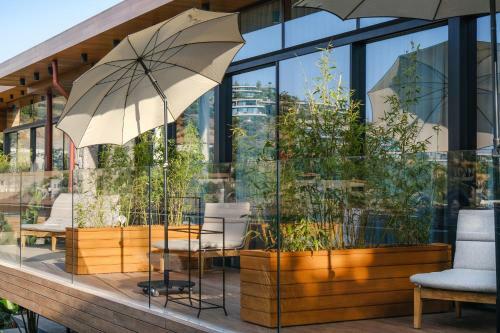 Birdcage 33 Boutique Hotel & Restaurant