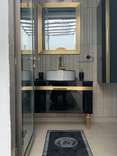 Apartamento Bodrum Center Versace Style Suits