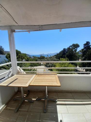 Apartamento Den?z Manzara Li Gen?? Terasli 2+1 �ati Kat Da?re