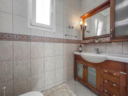 Peaceful 4br Villa W/ac&balcony 10 Min To Seaside
