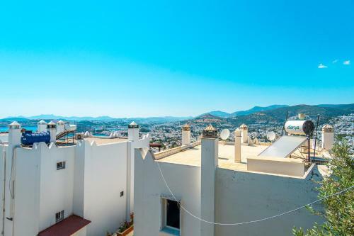 Peaceful 4br Villa W/ac&balcony 10 Min To Seaside