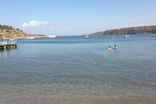 Havuzlu Sitede Deniz Manzaral? Iki Katl? Villa