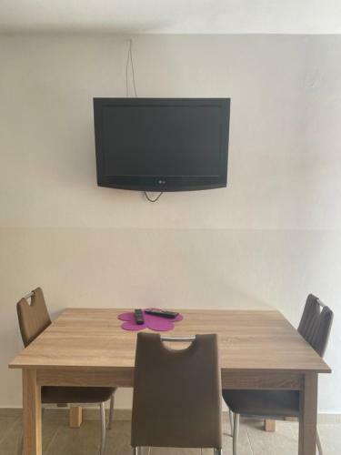 Apartments Otok