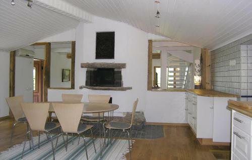 Stunning Home In Bor With 4 Bedrooms
