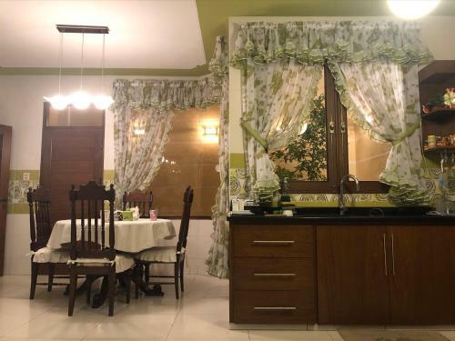 Hostal Belle Ville