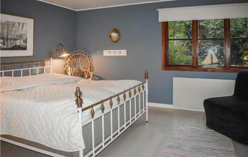 Amazing Home In Br�kne-hoby With 3 Bedrooms