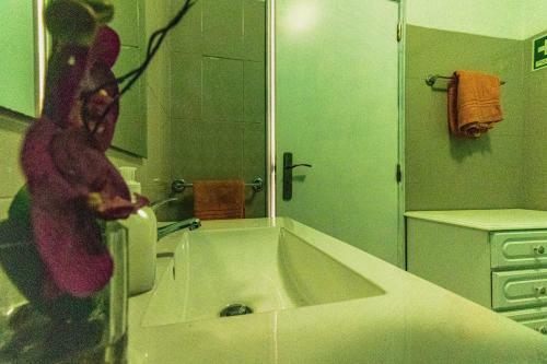 Charming 2-bed Apartment In Armacao De Pera