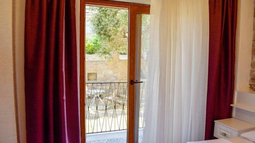 Hotel G�k�eada Deep Breath