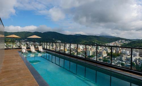 Hotel Ibis Budget Cambori� - Novo!