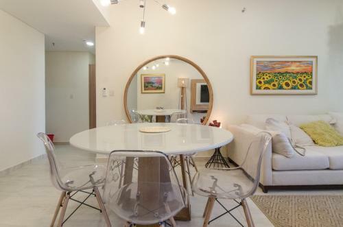 Apartamento Inmejorable Dpto De 2 Dormitorios En Villa Morra 5c
