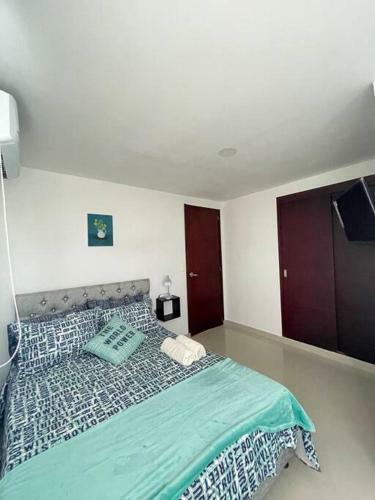 Comodo Apartamento; Piscina, Excelente Ubicaci�n