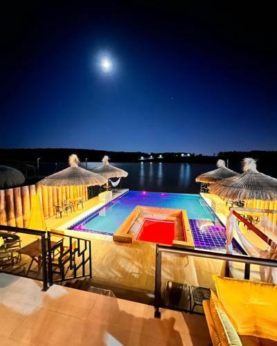 Hotel Caba�a Costa Azul