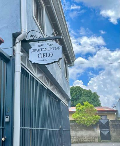 Apartamentos Cielo #2, Airport Juan Santamar�a