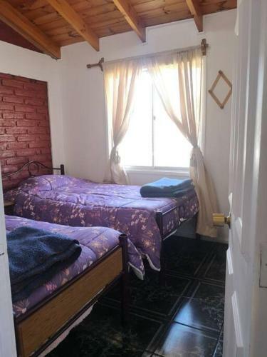 Casa Con Estacionamiento Y Quincho