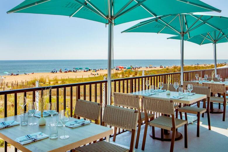 Hotel Ashore Resort & Beach Club