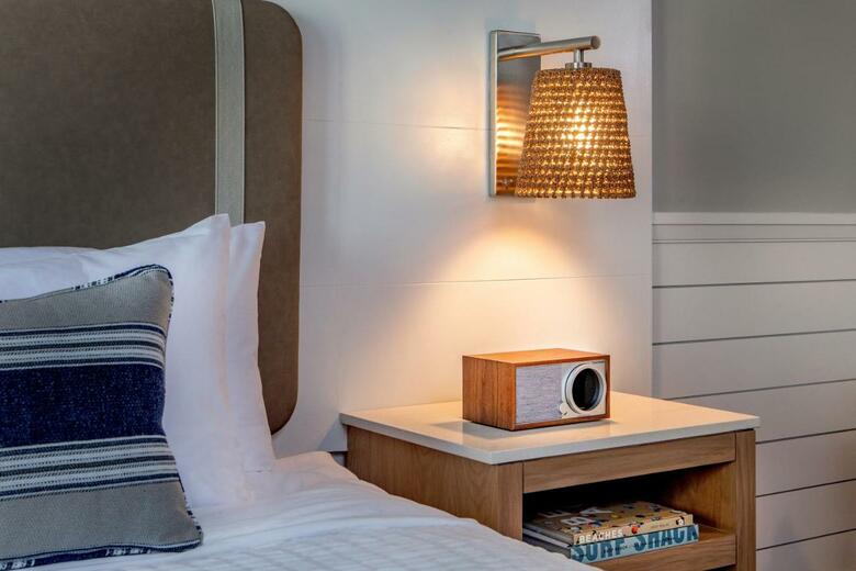 Hotel Ashore Resort & Beach Club