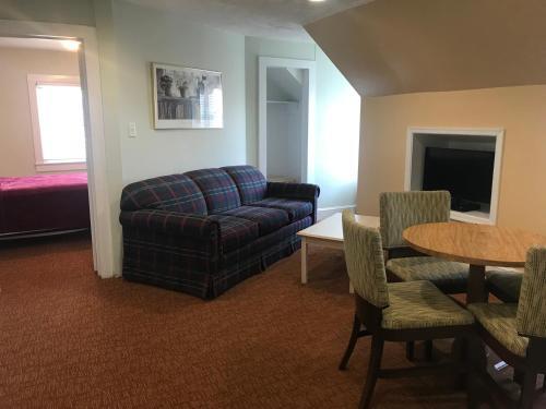 Ocean Lodge Hotel & Apartments