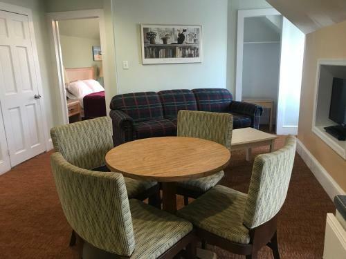 Ocean Lodge Hotel & Apartments