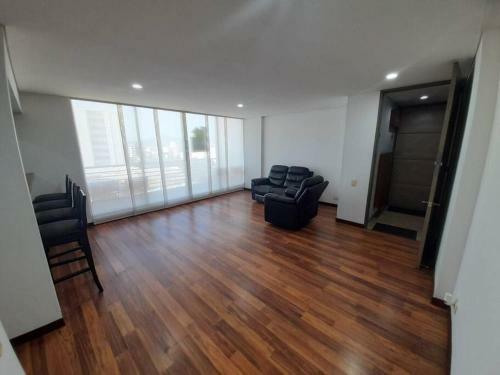 Amplio Y Comodo Apartamento Ubicado En Caobos