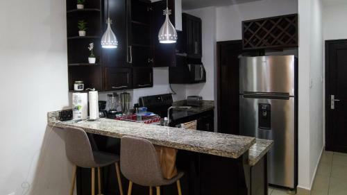 Apartamento Modern Condo, Great Location!