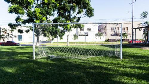 Apartamento Modern Condo, Great Location!