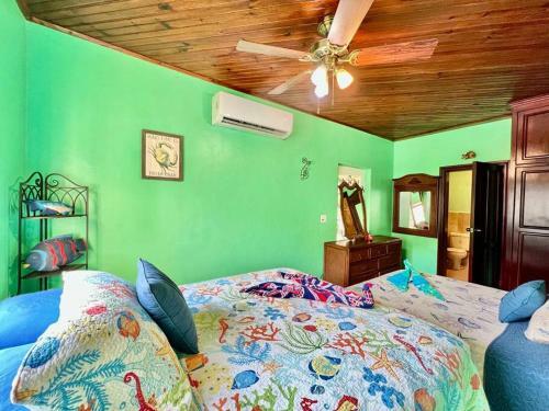 Apartamento Hermit Crab Villa 3b @sunset Villas, West End.