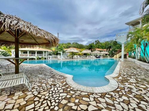 Apartamento Hermit Crab Villa 3b @sunset Villas, West End.