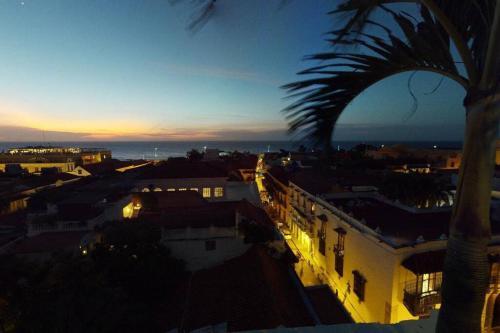 Apartment Ciudad Vieja-plaza Bolivar Third Floor- 303