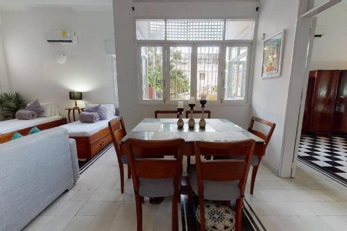 Apartment Ciudad Vieja-plaza Bolivar Third Floor- 303