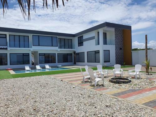 Villa Vacaciones So�adas-casa Al Pie Del Mar Con Piscina