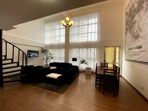 Apartamento Spacious 4 Bedroom Downtown Loft