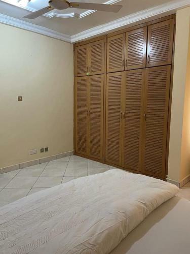 Spacious 2 Bedroom Guest House, East Legon