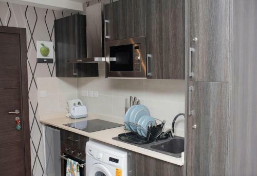 Luxury Serviced Studio Apartment,embassy Gardens