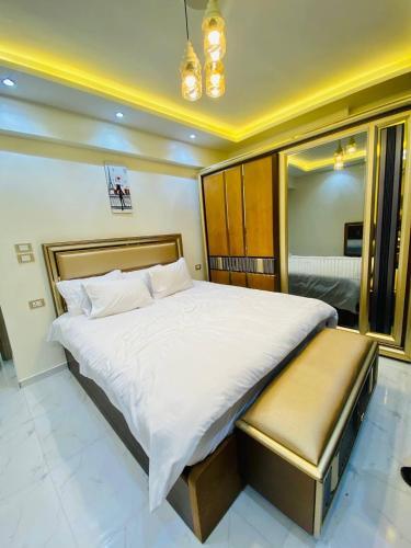Luxury 3 Bedroom Apartment With A Great Seaview