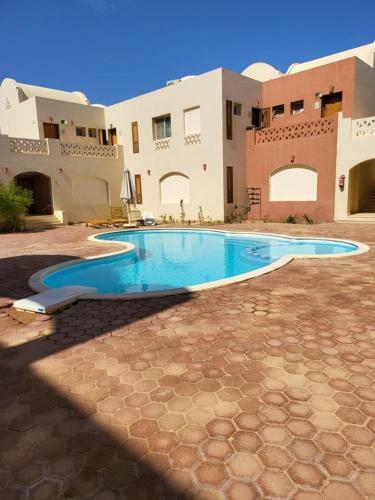 Chic Apartment In Makadi Heights