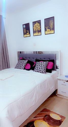 Imperial Courts 1bedroom Apartment