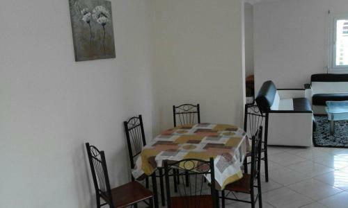Spacious 3 Bedrooms Villa Near The Beach Ah31067