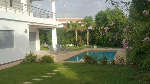 Stylish 4 Bedrooms Villa With Swimming Pool Ref Hi41054