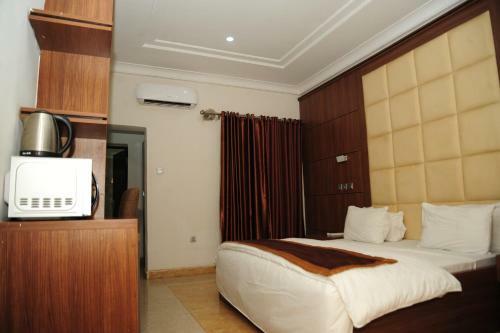 Josto Apartments & Suites