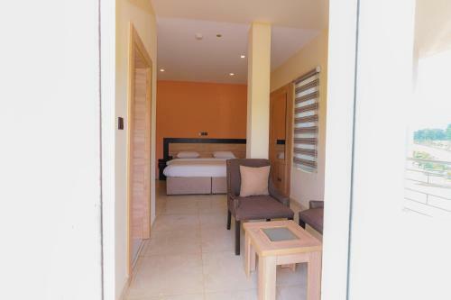 Hotel Zuma Rock Resort