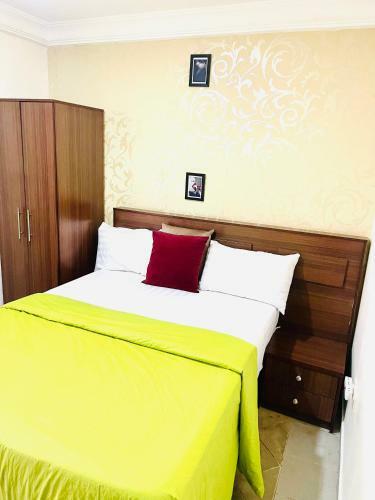 Od-v!ck's Topview, Wuse District, Wifi,dstv, 24hr Power,tight Security