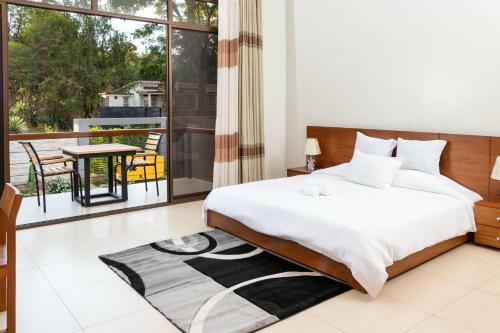 Days Inn Star Apartments