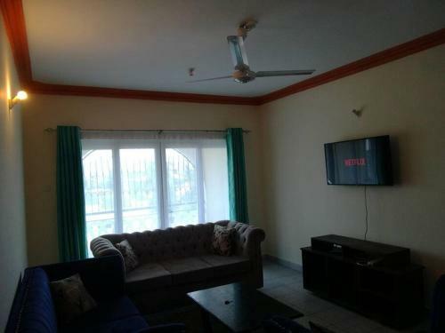Lovely 3 Bedroom Apartment With Pool