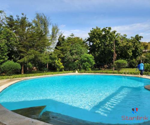 A Breath-taking 5-bedroom Holiday Home!