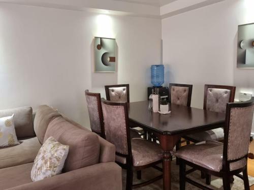 Bed & Breakfast Cytonn Apartments Ruaka