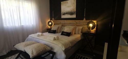 Hostal Exquisite Private Luxury Suite With King Bed