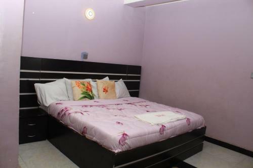 Chirozz Hotels & Suites